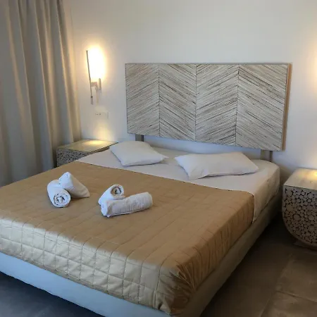 Margarita Aparthotel 3*